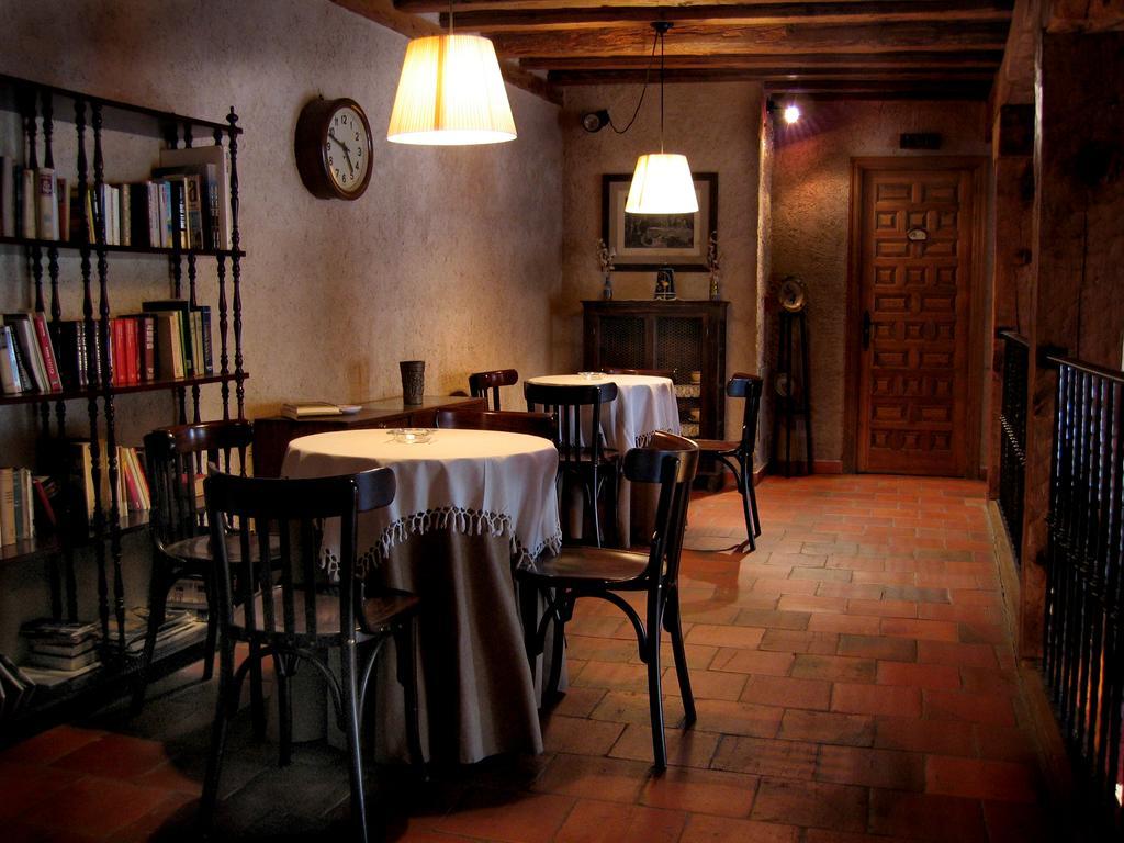 Posada El Zaguan Турегано Экстерьер фото