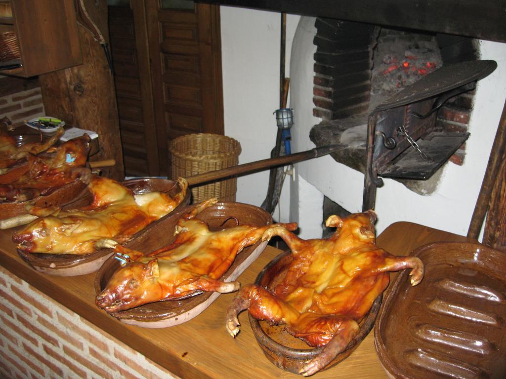 Posada El Zaguan Турегано Экстерьер фото